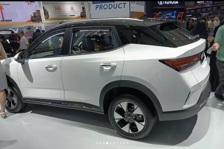 Pasar Otomotif Global: Menavigasi Tantangan dan Peluang di Era Digital dan Ramah Lingkungan