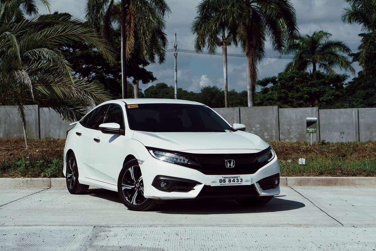 Honda Civic RS Turbo: Sedan Sporty yang Tetap Nyaman untuk Harian