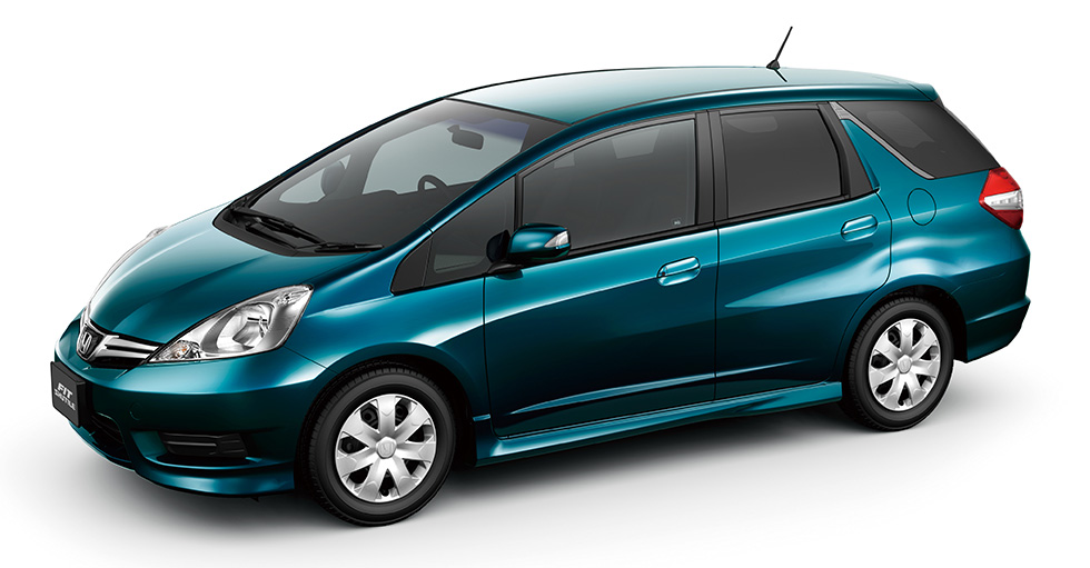 Honda Fit Shuttle Hybrid: Mobil Irit, Muat Banyak, Tapi Gak Pernah Masuk Iklan